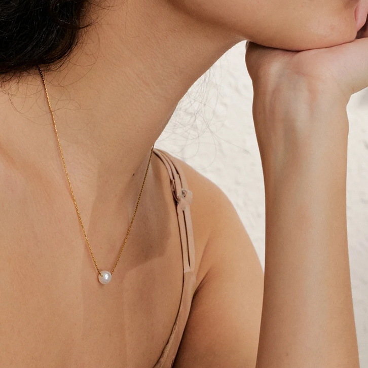 Dainty Freshwater Pearl Necklace