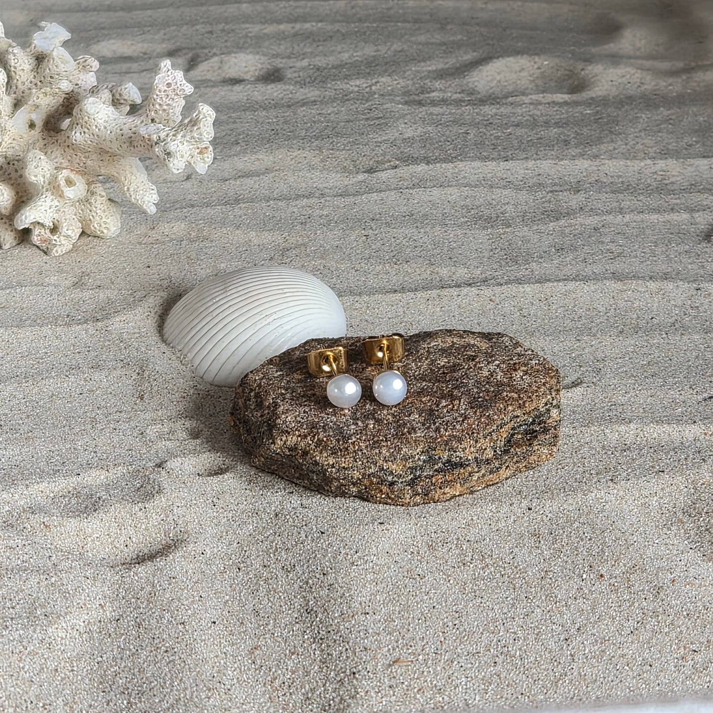 Freshwater Pearl Dot Earrings