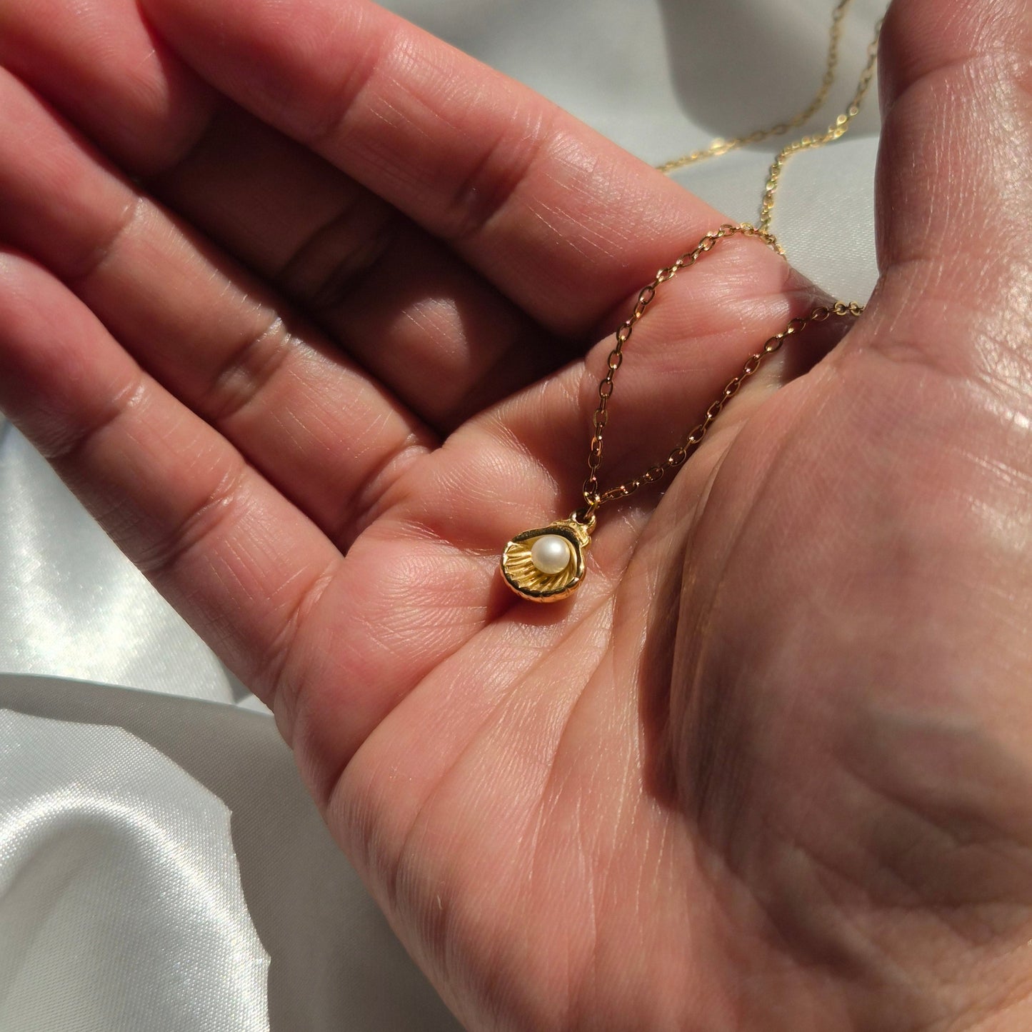 Freshwater Pearl Clam Shell Necklace