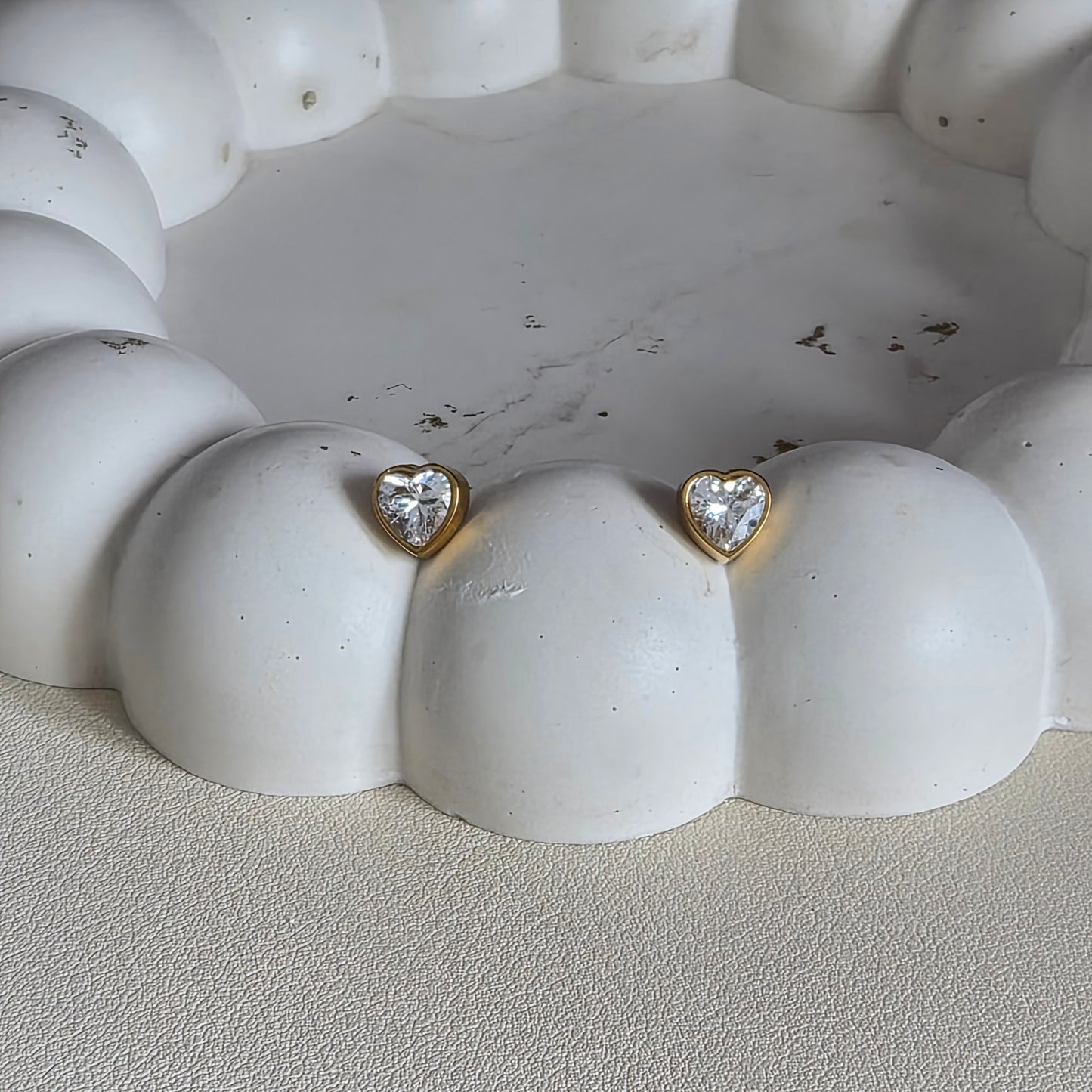 Dainty Heart Earrings