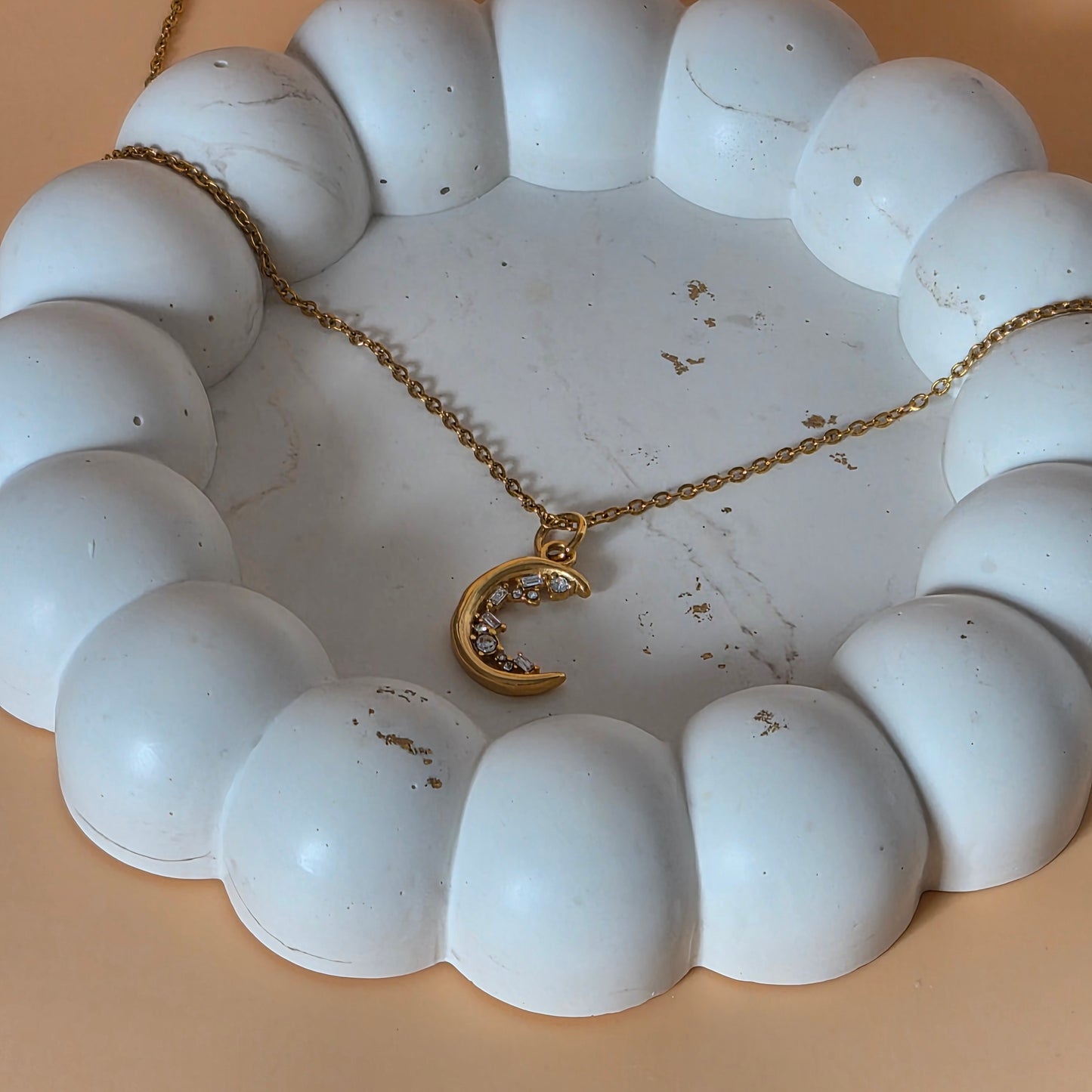 Luna Arc Necklace