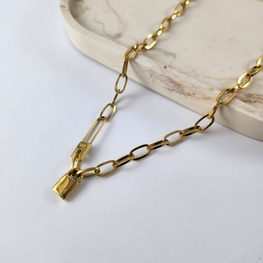 Aziz Necklace