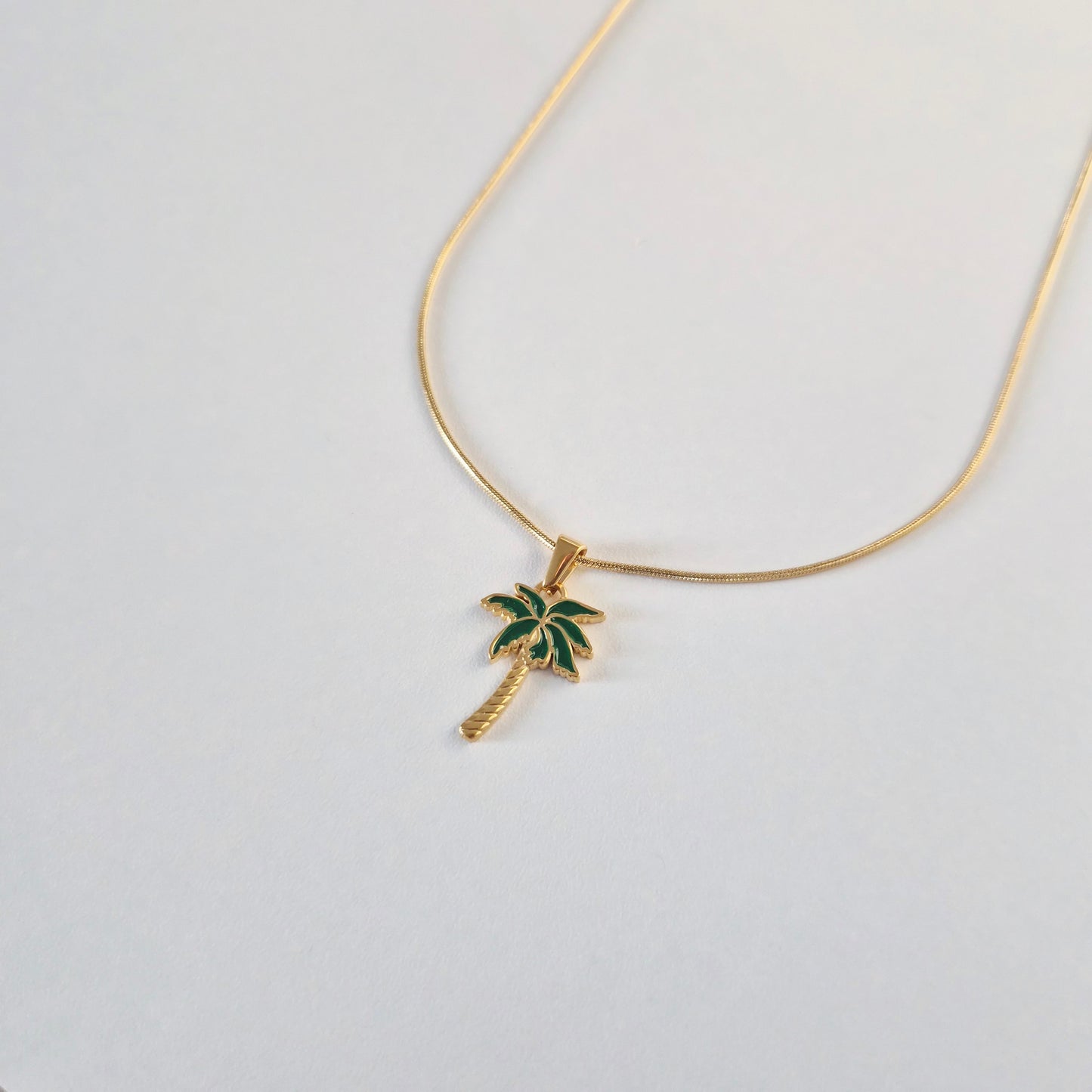 Palm Whisper Necklace