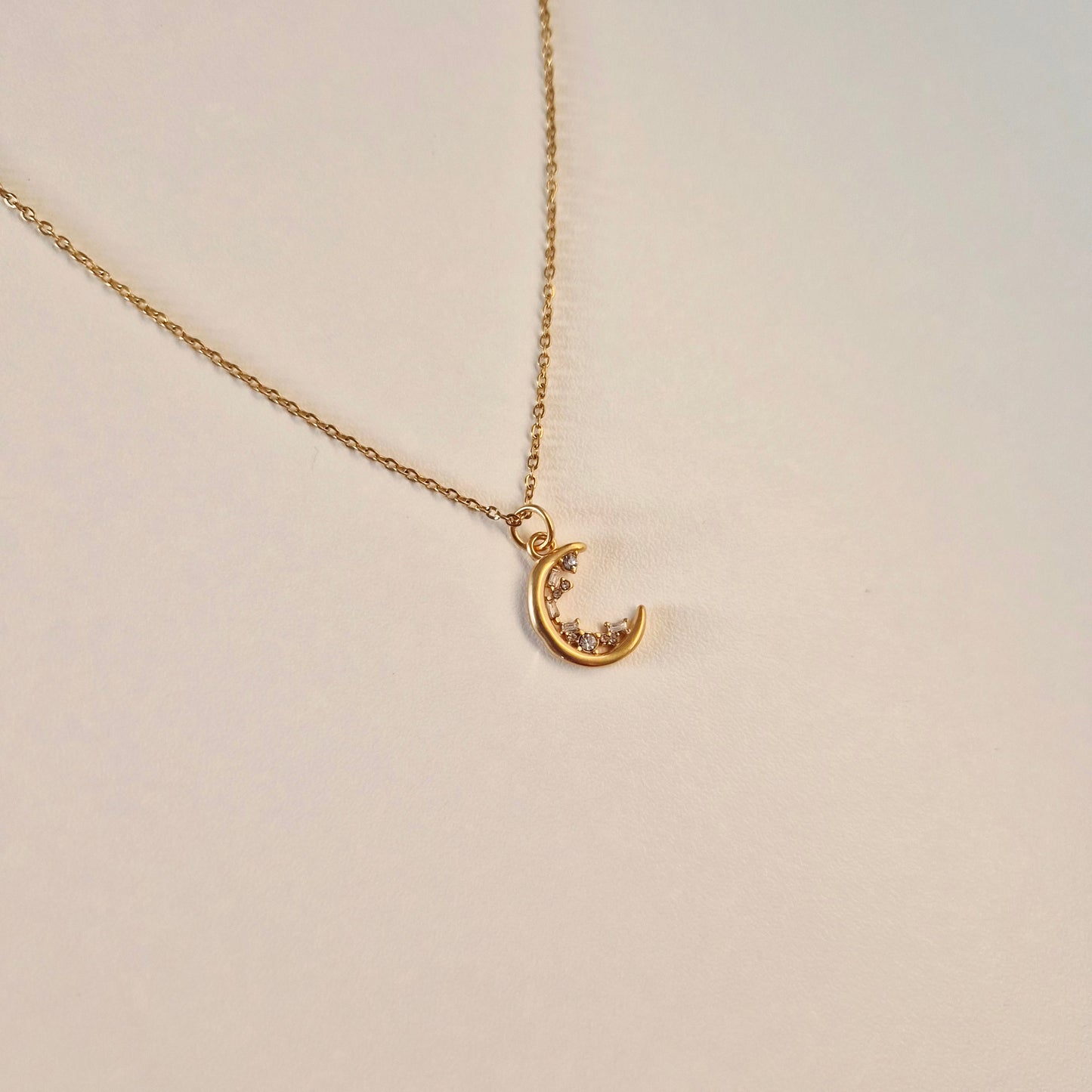 Luna Arc Necklace