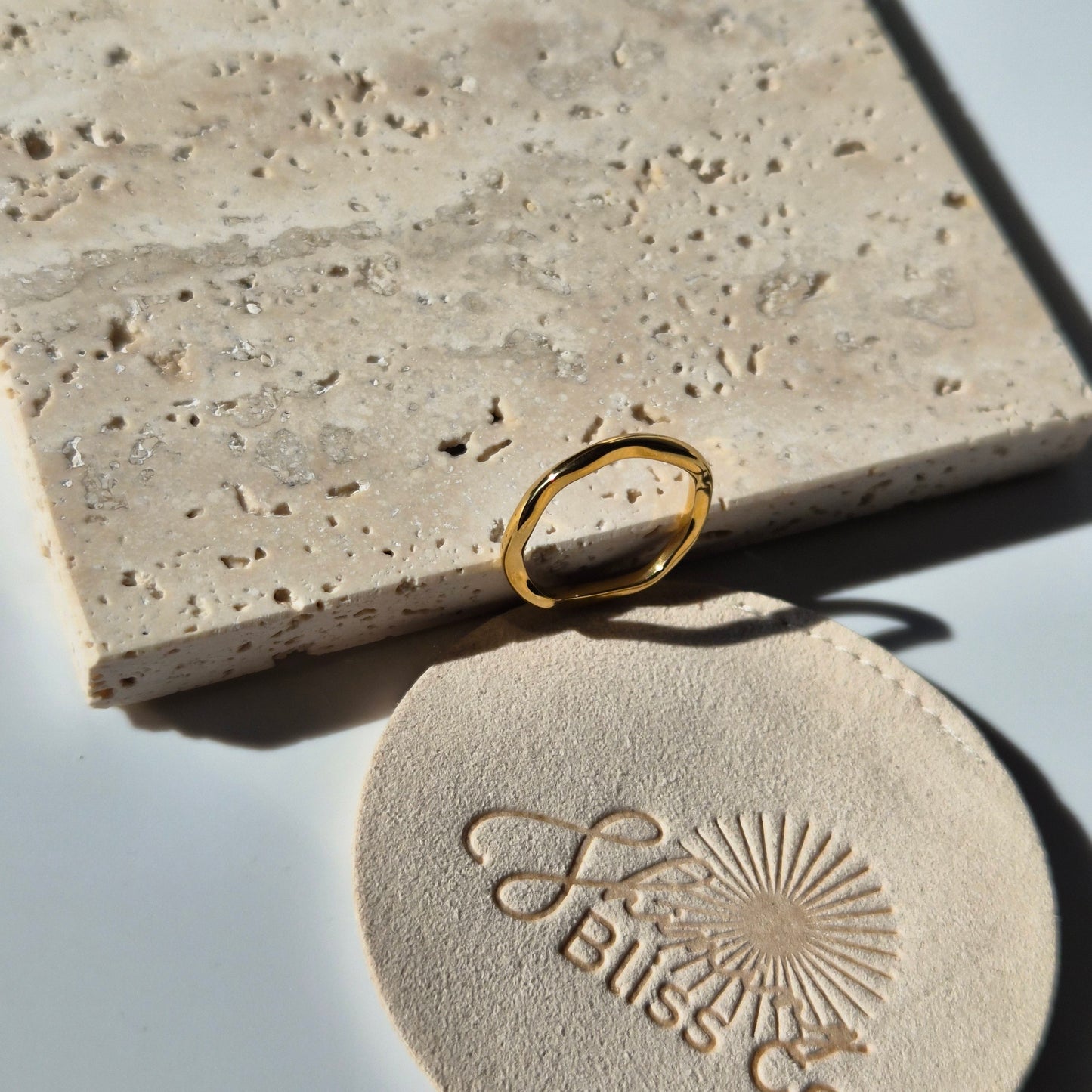Alo Ring