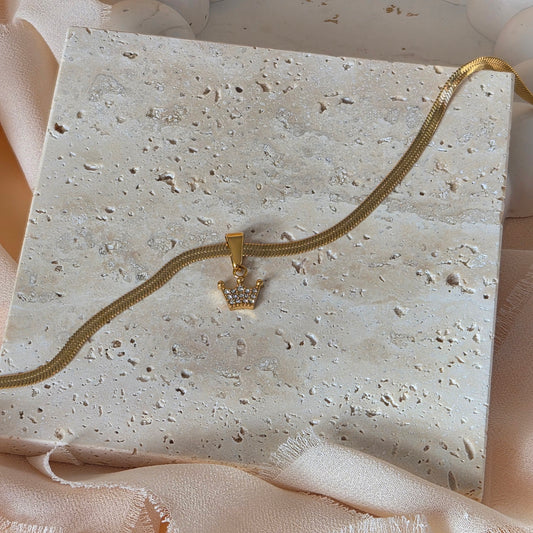 Tiny Tiara Necklace