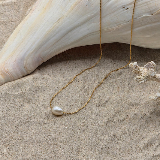 Dainty Freshwater Pearl Necklace