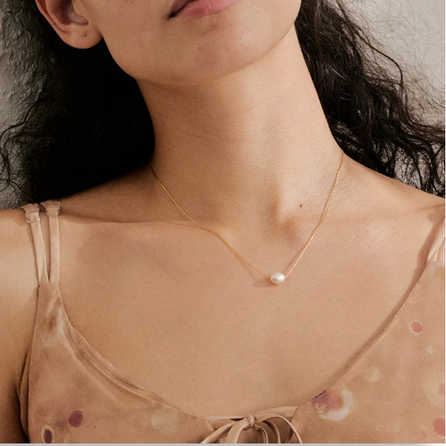 Dainty Freshwater Pearl Necklace