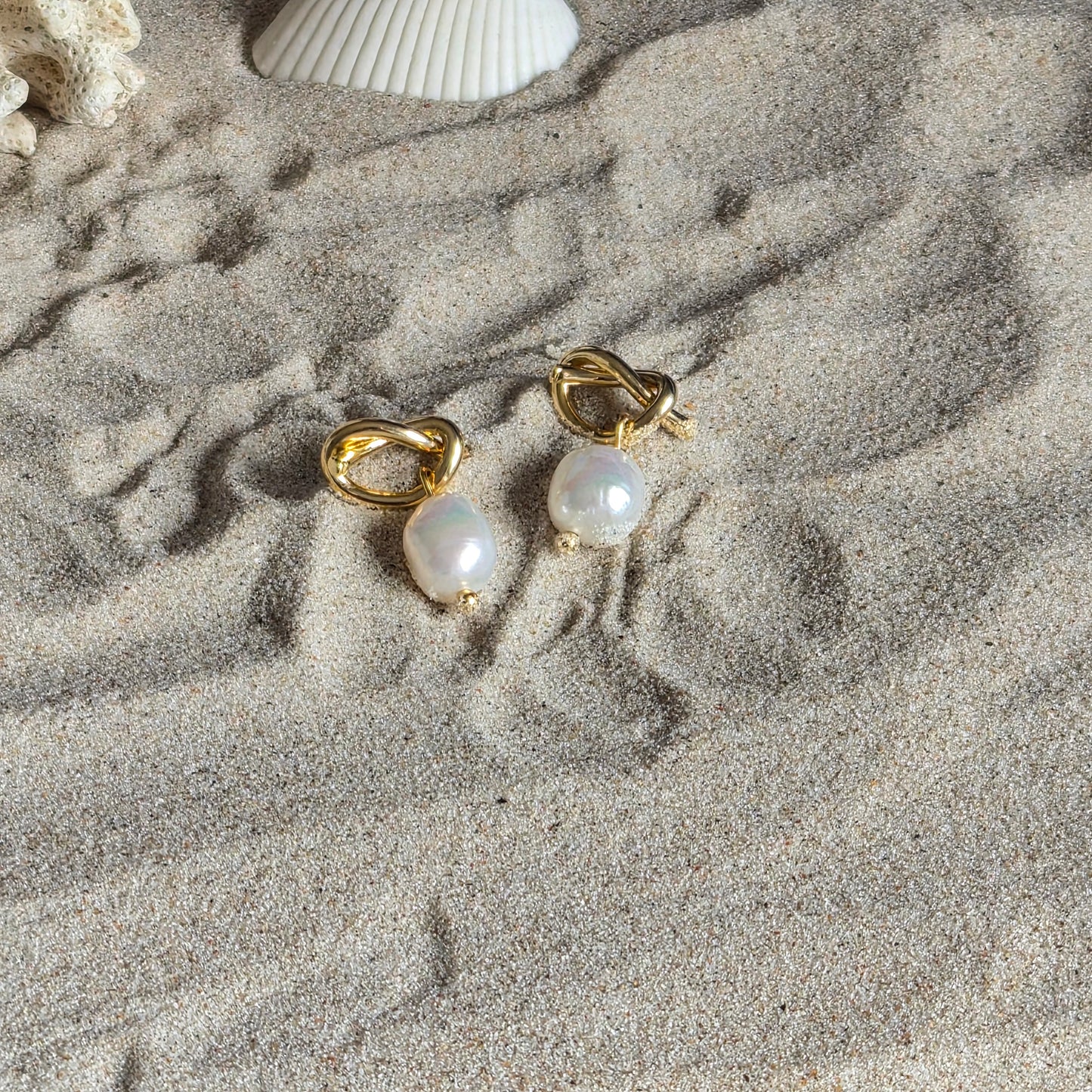 Freshwater Pearl Dangle Earrings