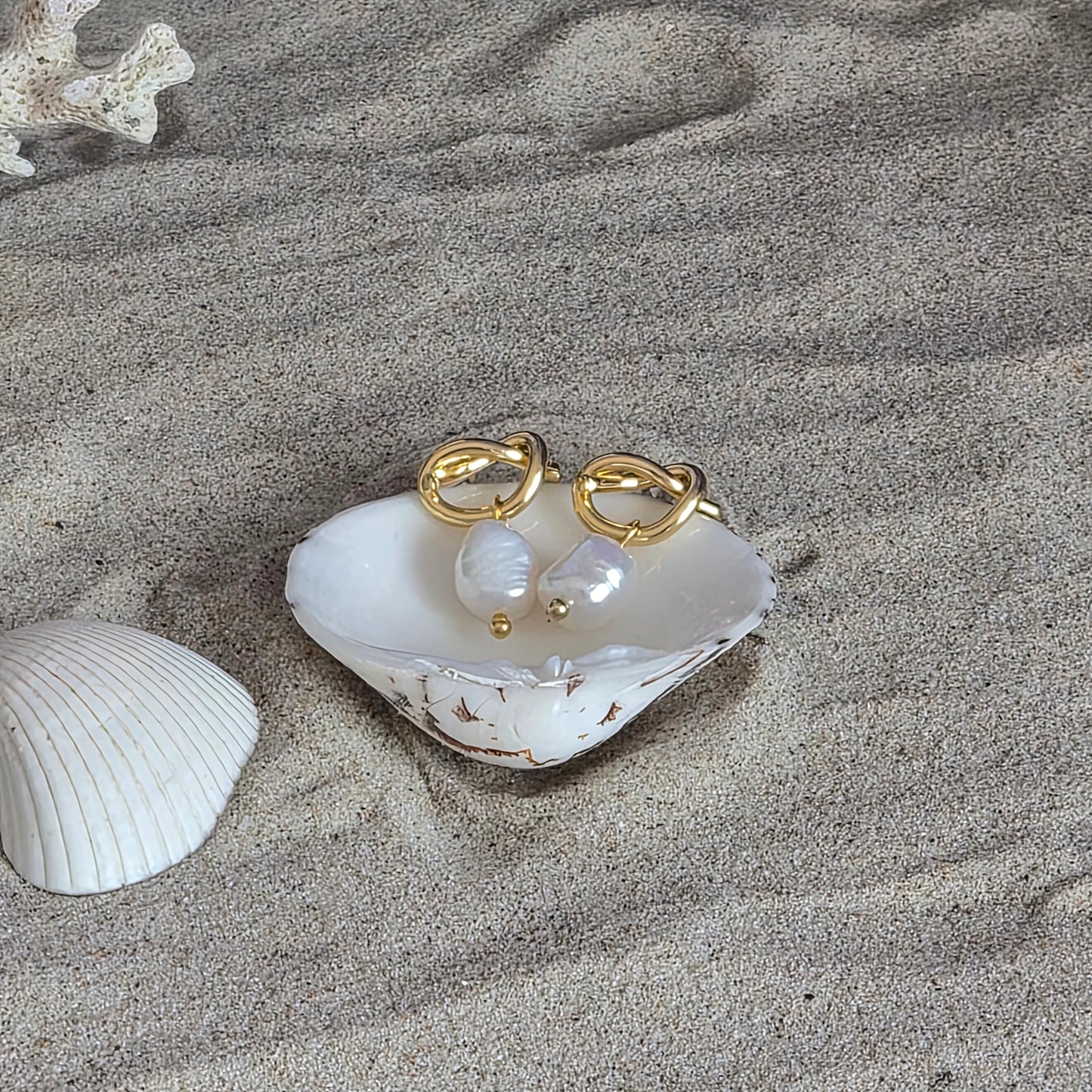 Freshwater Pearl Dangle Earrings