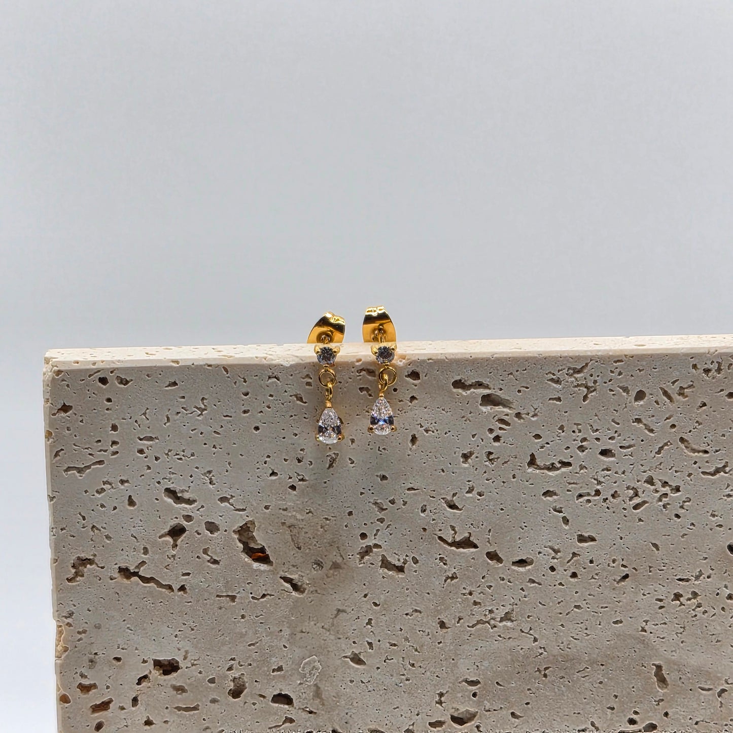 Éclat Drop Earrings