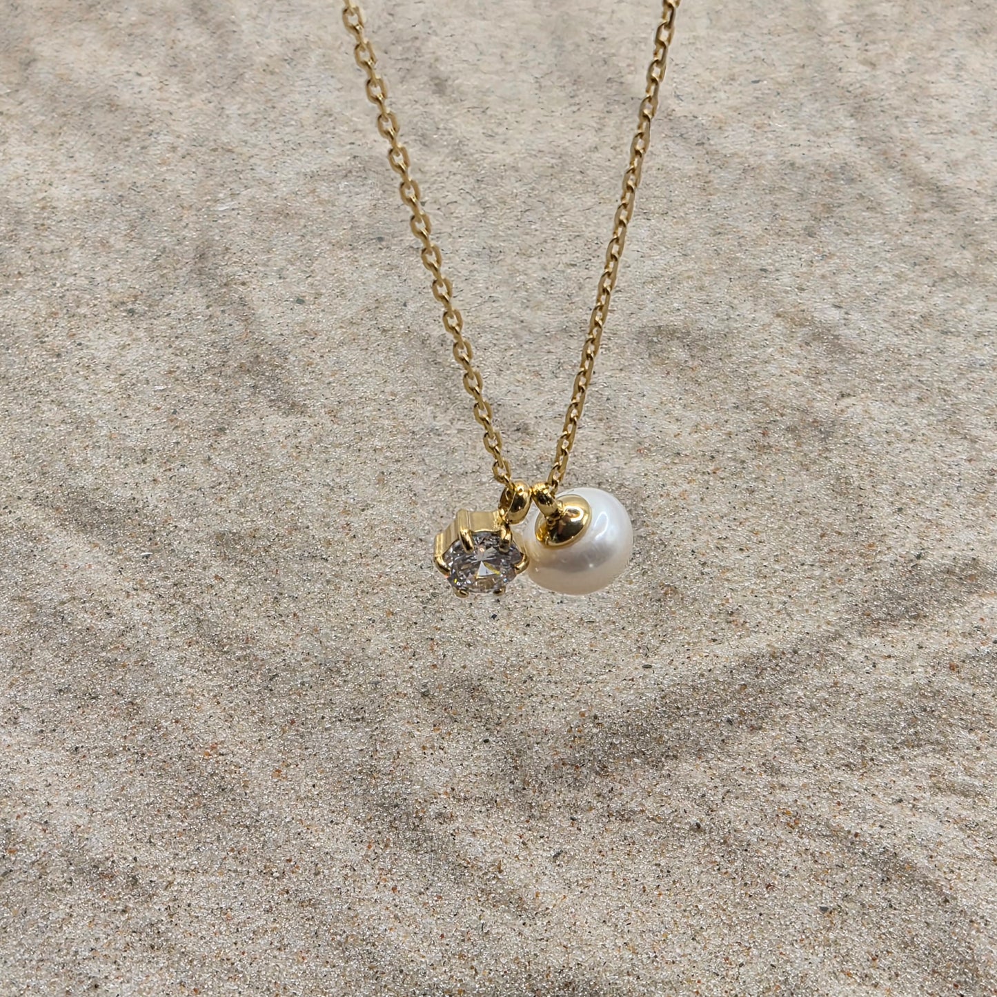 Freshwater Pearl Glow Necklace