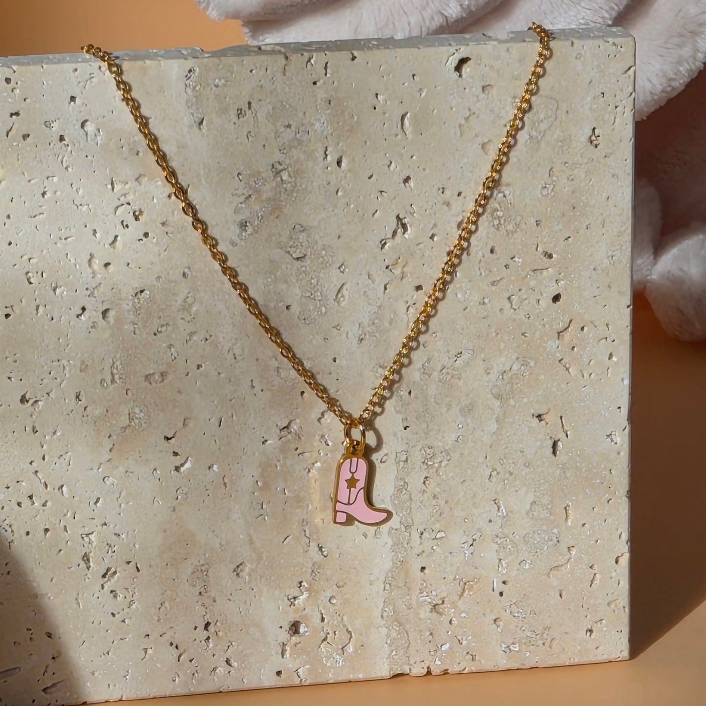 Rosé Steps Necklace