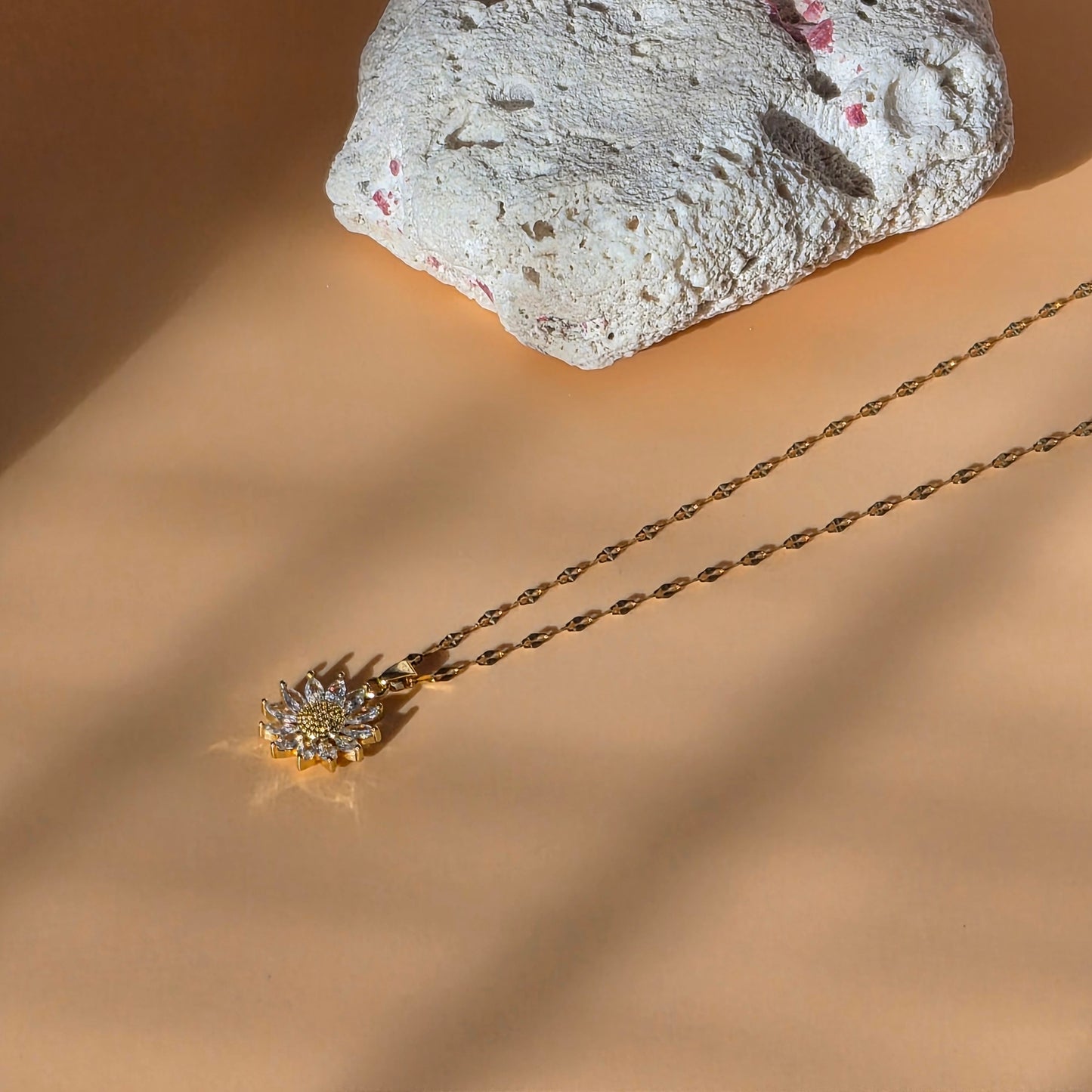 Solaris Necklace