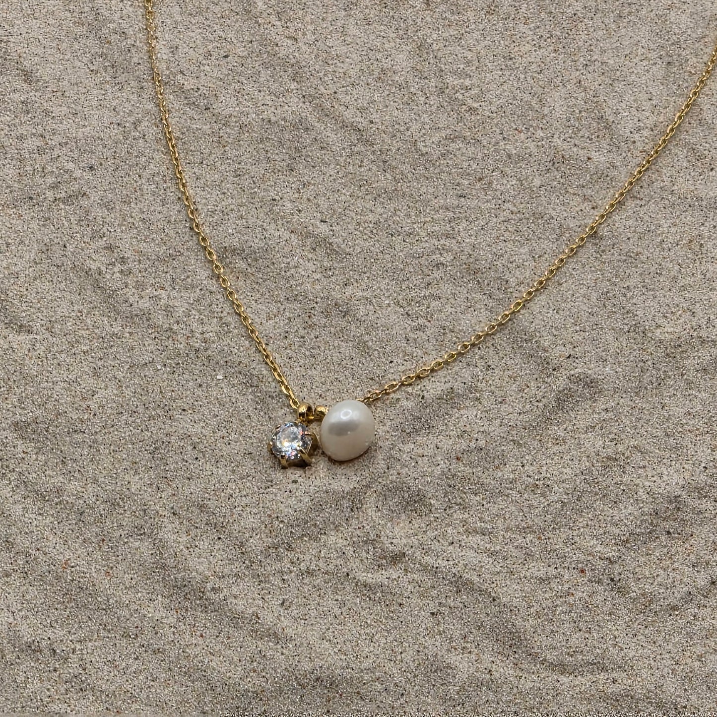 Freshwater Pearl Glow Necklace