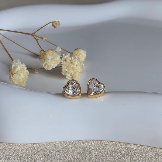 Dainty Heart Earrings