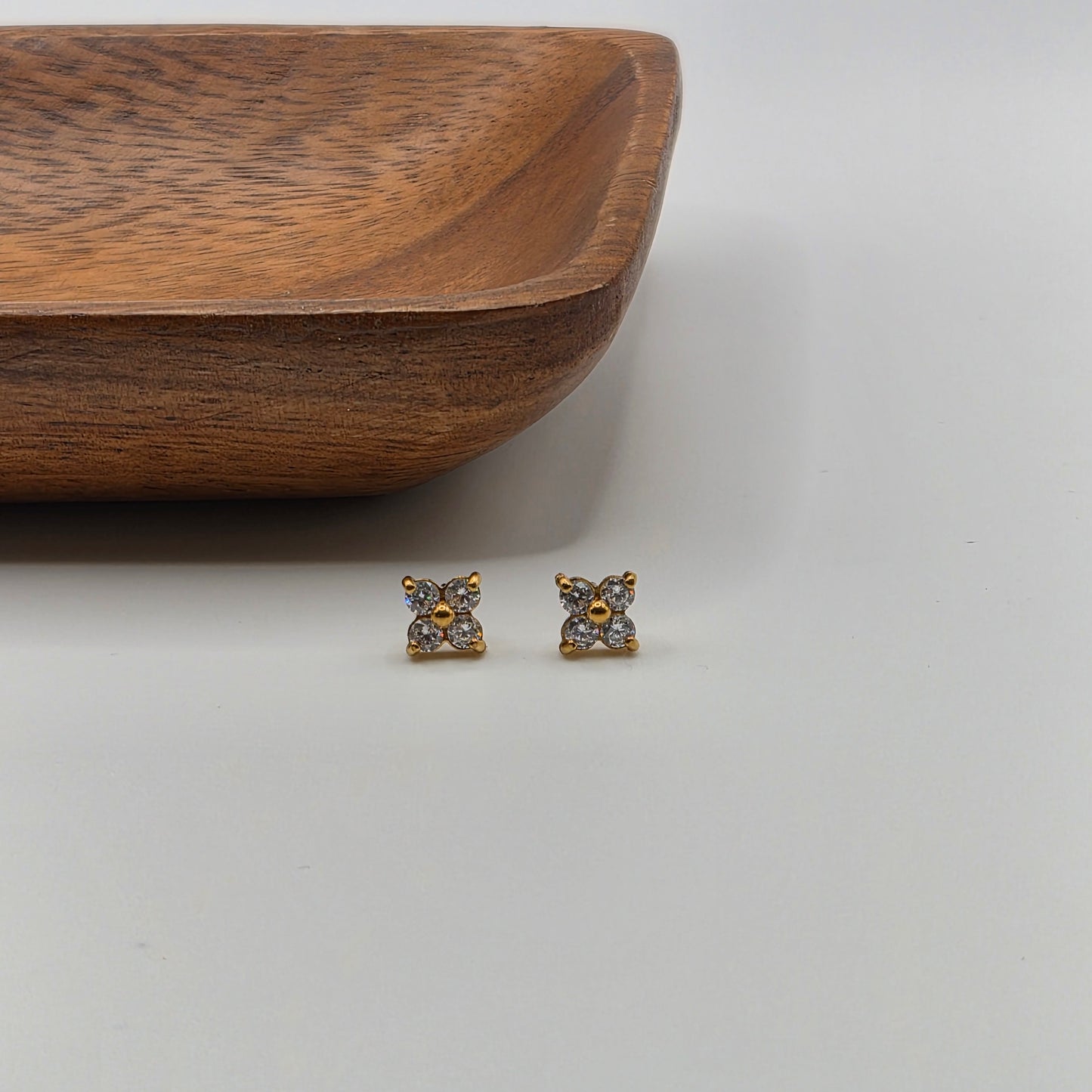 Dainty Flower Earrings