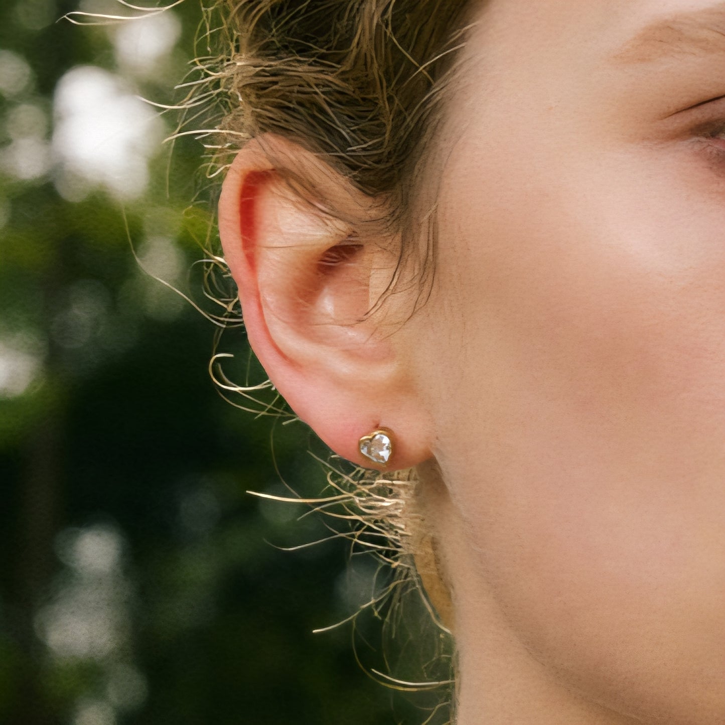 Dainty Heart Earrings