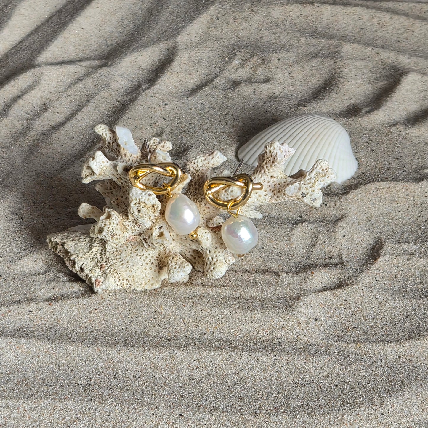 Freshwater Pearl Dangle Earrings