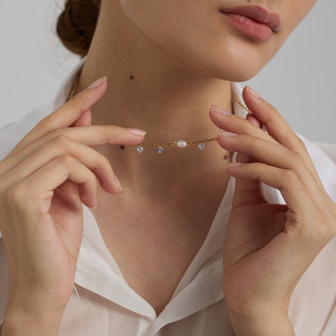 Dainty Cubic Zirconia & Freshwater Pearl Necklace
