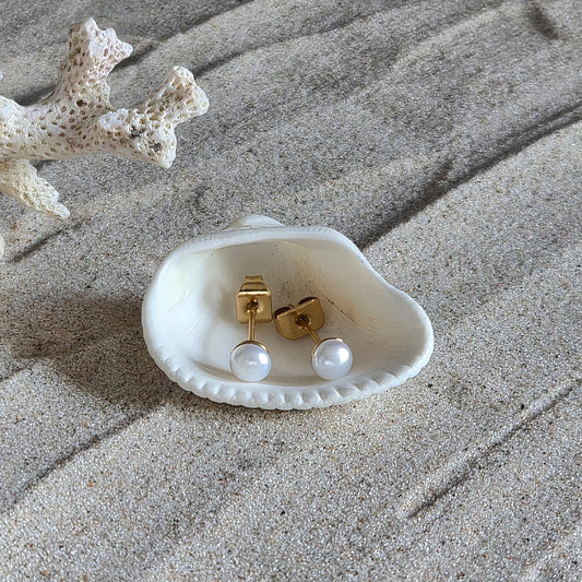 Freshwater Pearl Dot Earrings